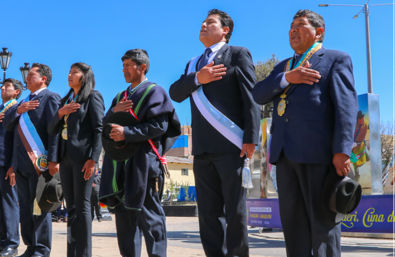 Alcalde De Puno Javier Ponce Particip De Ceremonia Por El D A De La